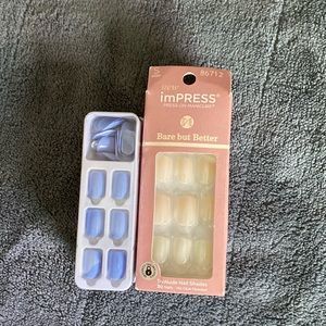 Press on nails